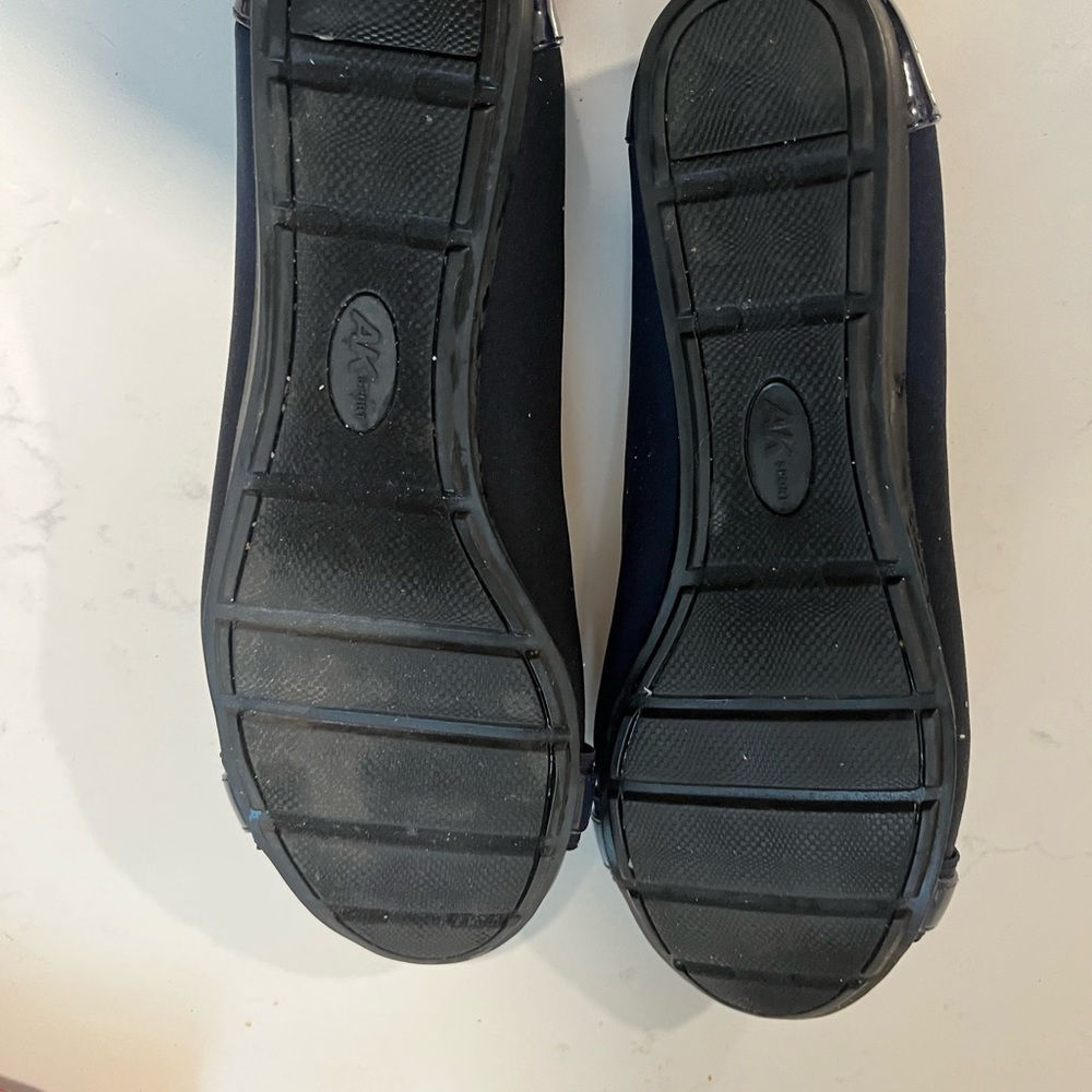 Anne Klein Flats-  71/2W   Navy - Picture 8 of 8